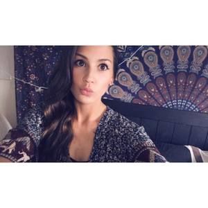 Meet your Posher, Ashley